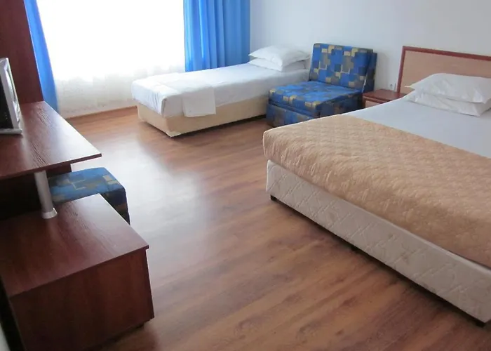 Albatros 2 Family Отель Китен